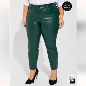 NWT Torrid Perfect Skinny Faux Leather Mid Rise Pant, Green, 18 Tall